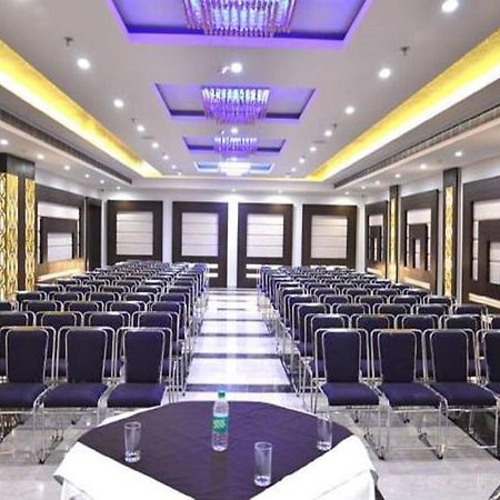 โฮเต็ล เซเวน ฮิลส์ ทาวเวอร์ Hotel อัครา ภายนอก รูปภาพ