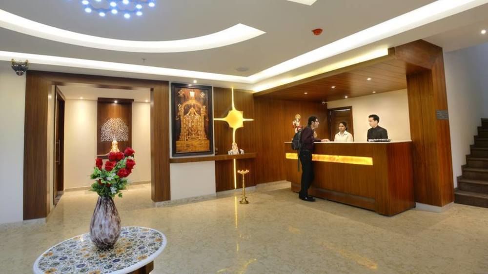 โฮเต็ล เซเวน ฮิลส์ ทาวเวอร์ Hotel อัครา ภายนอก รูปภาพ